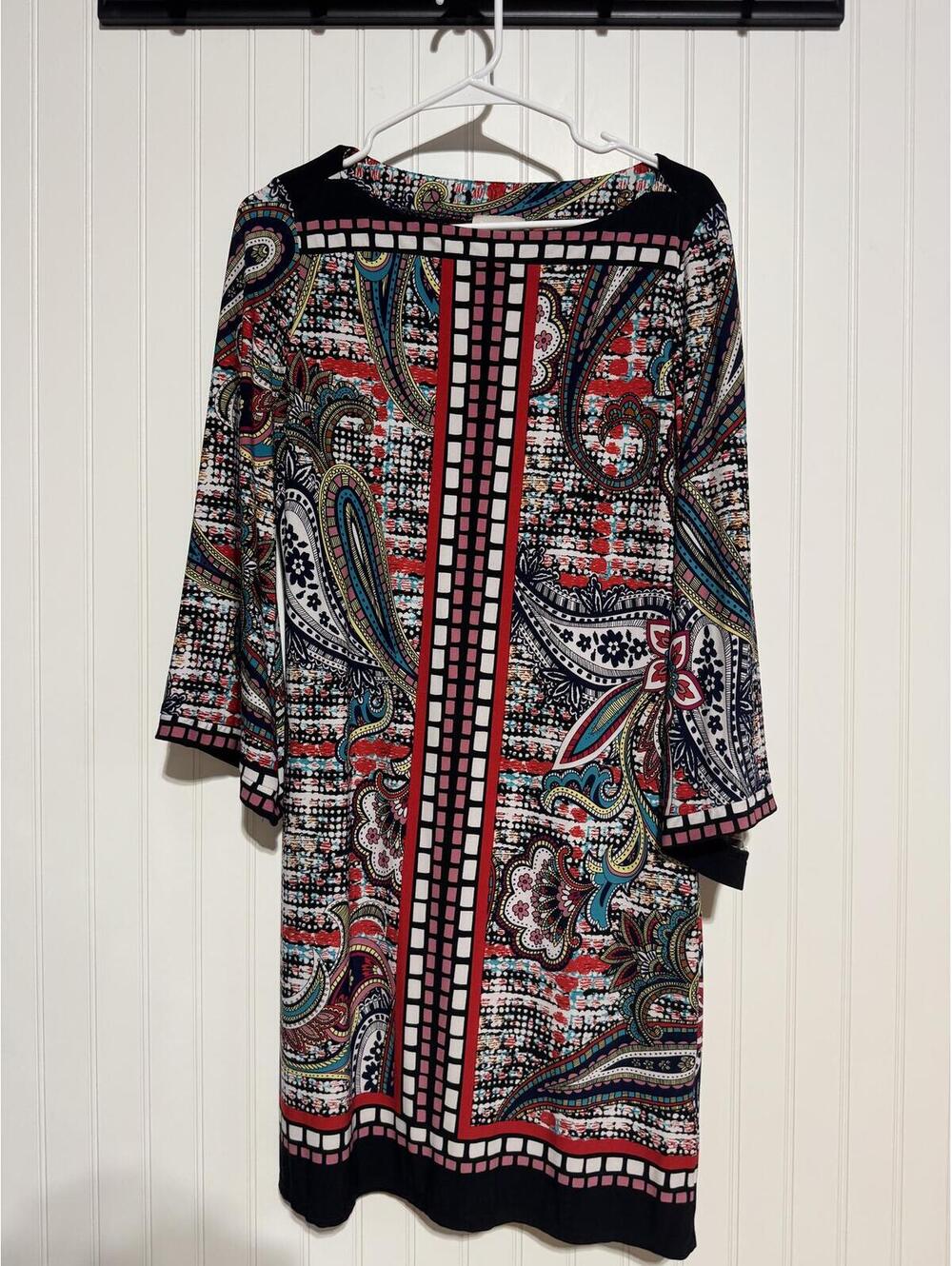 Beige by ECI Paisley Geometric Print Shift Dress Womens Size 4 Bell Sleeve